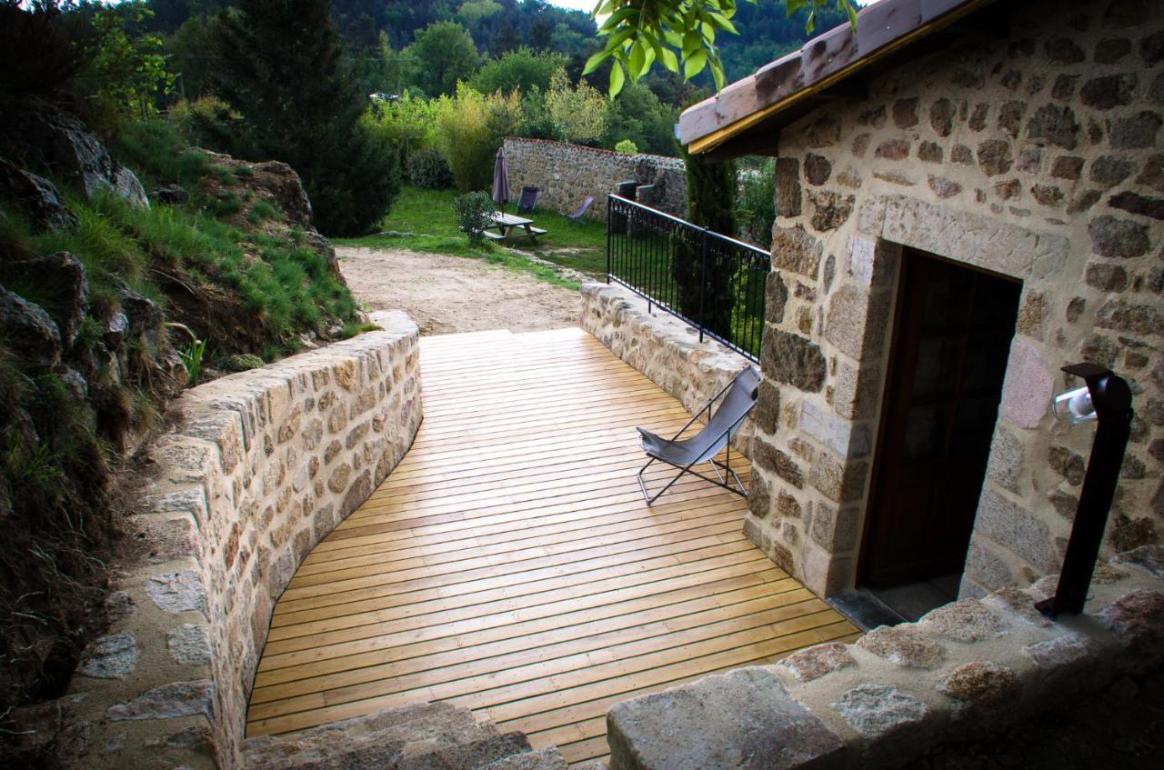Le Petit Rias Gîte Soleil Saint Maurice en Chalencon Extérieur photo