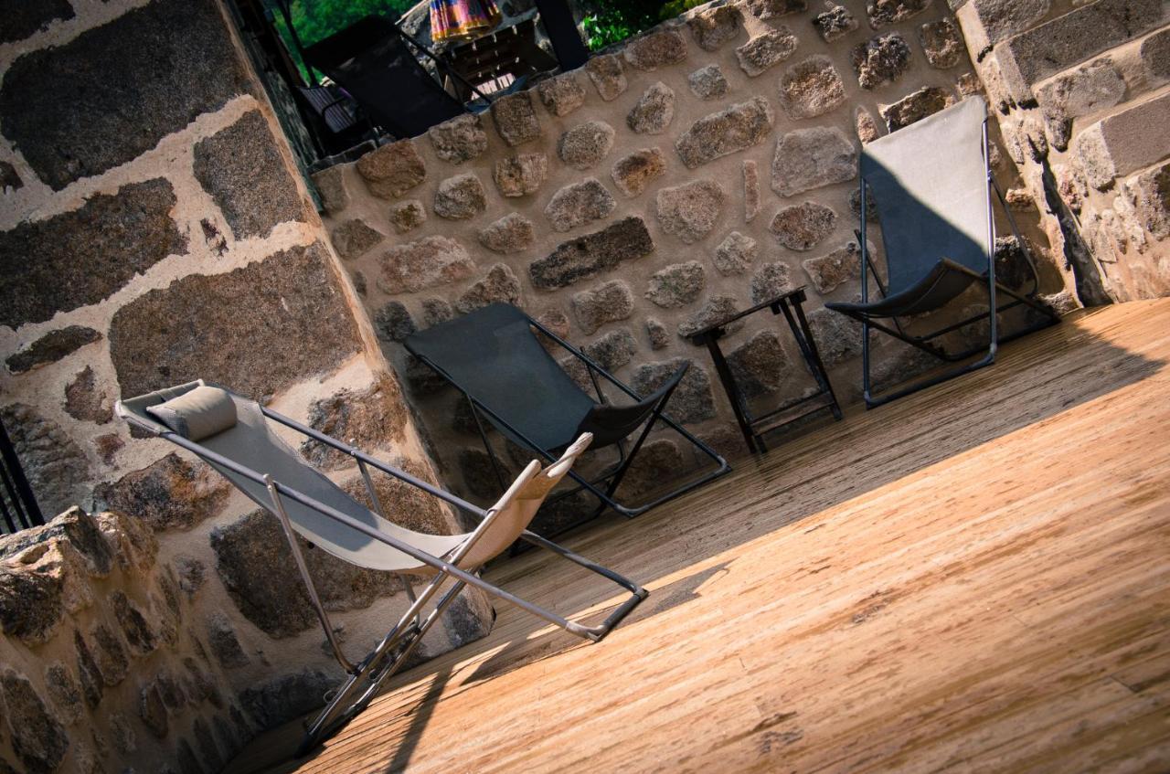 Le Petit Rias Gîte Soleil Saint Maurice en Chalencon Extérieur photo