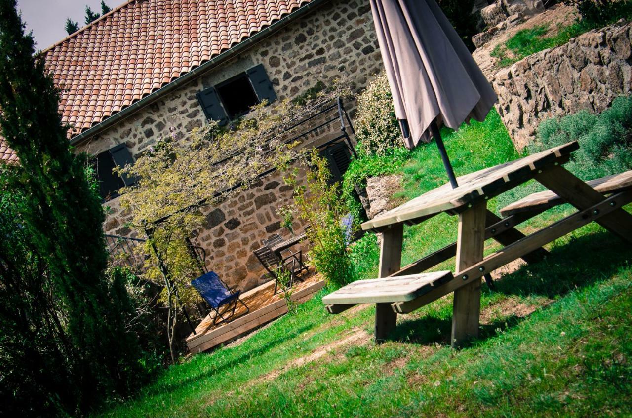 Le Petit Rias Gîte Soleil Saint Maurice en Chalencon Extérieur photo